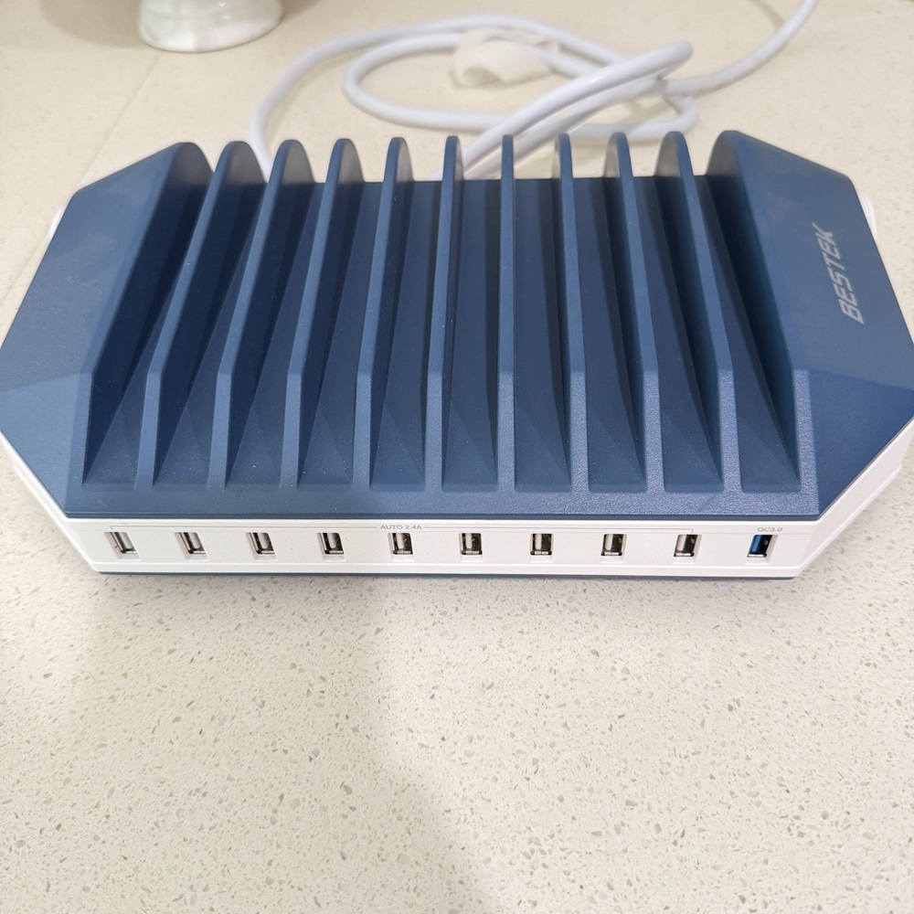 BESTEK 10 Port USB Charging Station 66W QC 3.0 Desktop Organizer MRU110U Blue‎